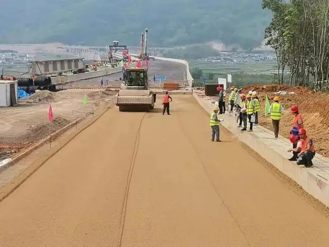 温宿路基工程